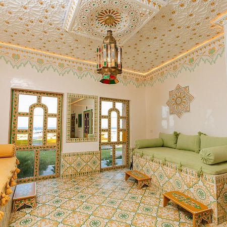 Colorful Traditional Riad W/Views Of Spain Tanger Exterior foto